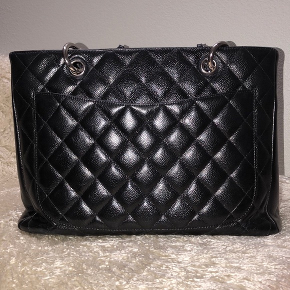 CHANEL GST BLACK CAVIAR LEATHER - Picture 3 of 8